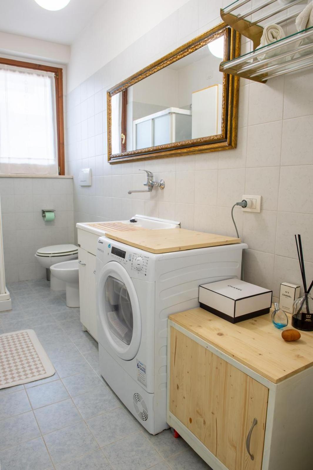 A Casa Di Francesco Apartment ซานตามาเรียเดกลิอันเจลิ ภายนอก รูปภาพ