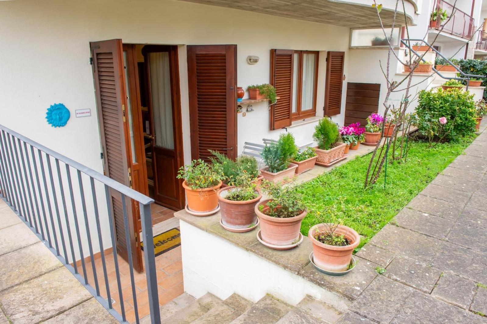 A Casa Di Francesco Apartment ซานตามาเรียเดกลิอันเจลิ ภายนอก รูปภาพ